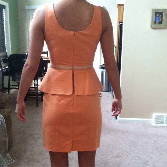 Dress - Picture 2 of 2