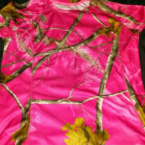 Realtree top