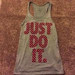 NIKE drifit tank