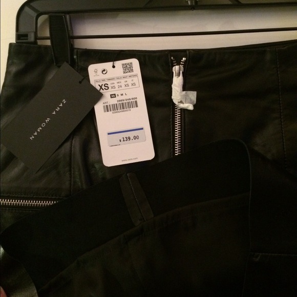 Zara Woman Faux Leather Skirt - Picture 4 of 4