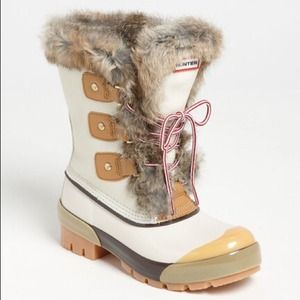 *SOLD OUT* Hunter Cathie Snow Boots