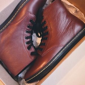 — Dr. Martens •