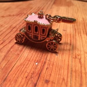 Juicy couture carriage