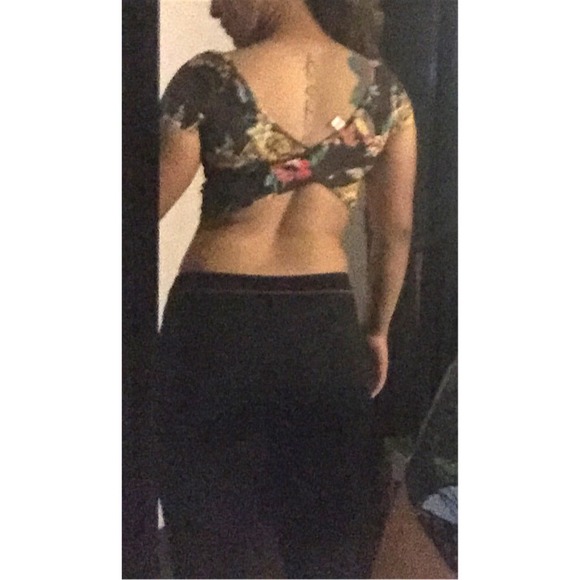 Crop Top - Picture 2 of 4