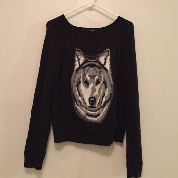 Wolf Sweater