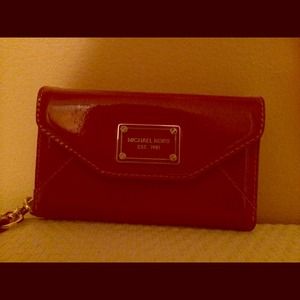 MK Wallet clutch - Fits iPhone 4/4s