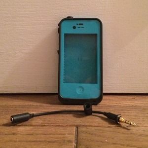 iPhone 4/4s Lifeproof Case