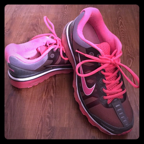 Pink/gray Nike air max