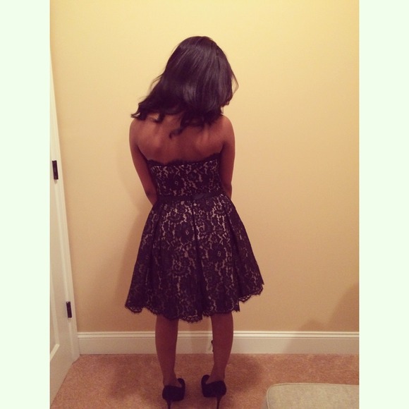 Robert Rodriguez Black and Nude Lace Dress - Picture 2 of 4
