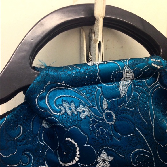 Purse - Picture 3 of 4