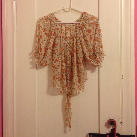 Peasant style top - Picture 1 of 1