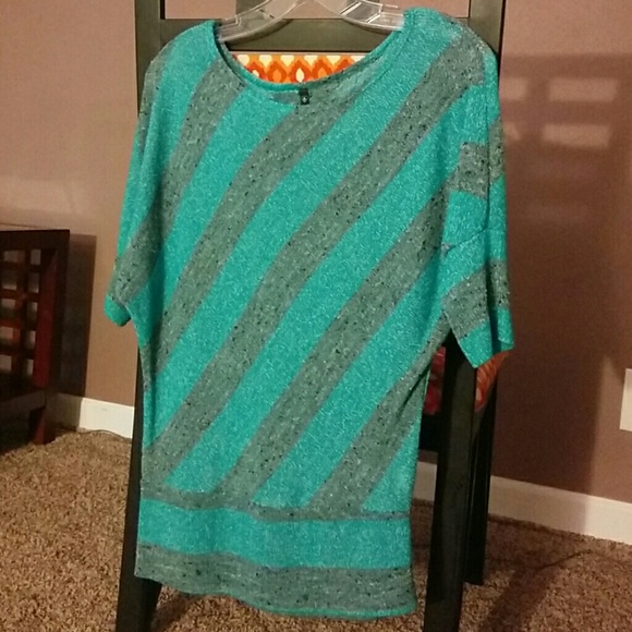 Turquoise top
