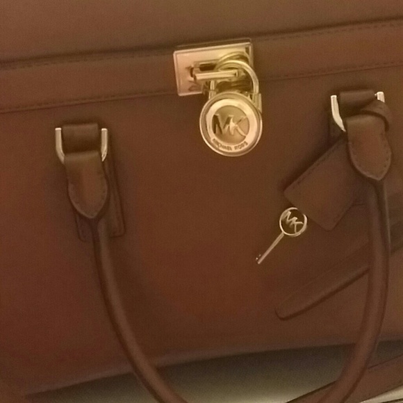 Mk purse addtl pics - Picture 2 of 3