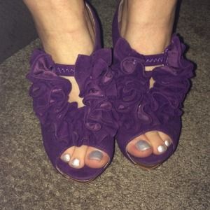 Purple wedge ruffle