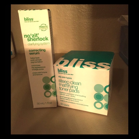 *Bundle* Bliss correcting serum, and makeup