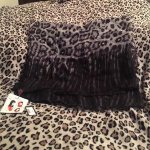 Love Culture Infinity scarf, black & grey leopard