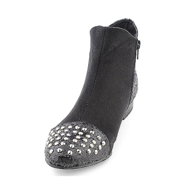 Shoes - Brand new Shoes - Brand new