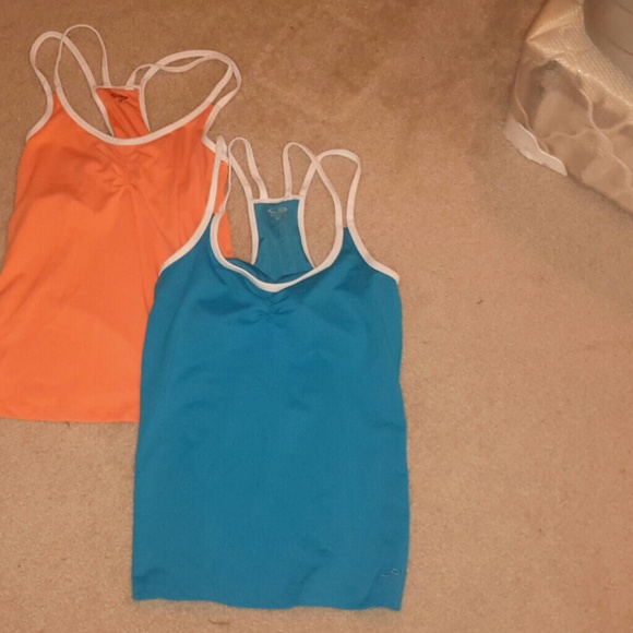 Workout tops