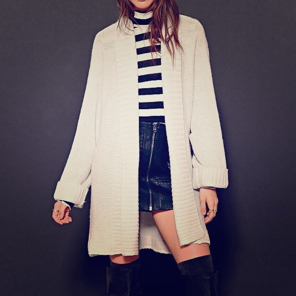 Silence + Noise Oversized Cardigan