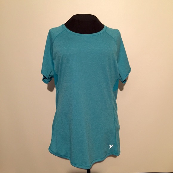 Active by Old Navy semi-fitted workout t-shirt - Picture 1 of 3