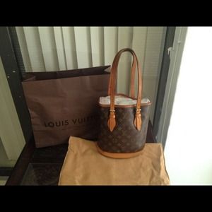 100% Authentic Louis Vuitton Handbag