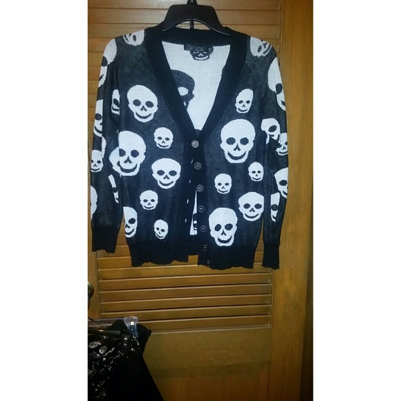 Skull cardigan