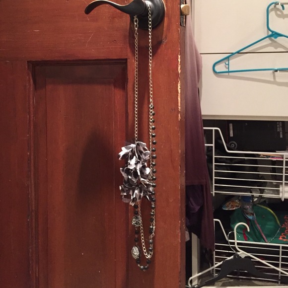 Statement necklace - Picture 1 of 4