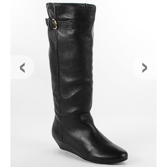 Steve Madden Intyce Black boots