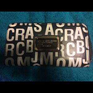 MARC JACOBS WALLET