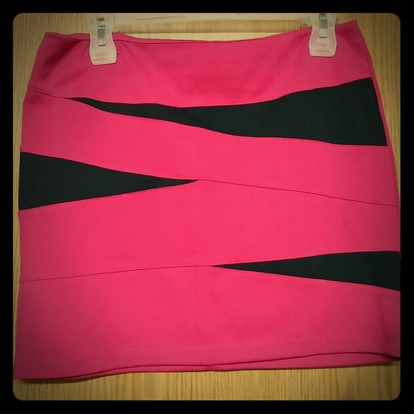 Fuchsia patterned skirt