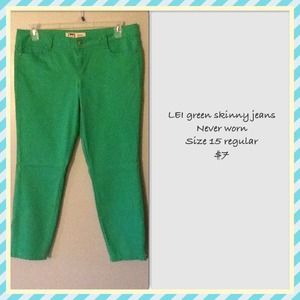 Green lei skinny jeans