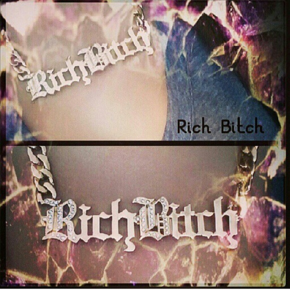 Jewelry - Rich B Necklace