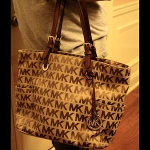 Michael Kors tote