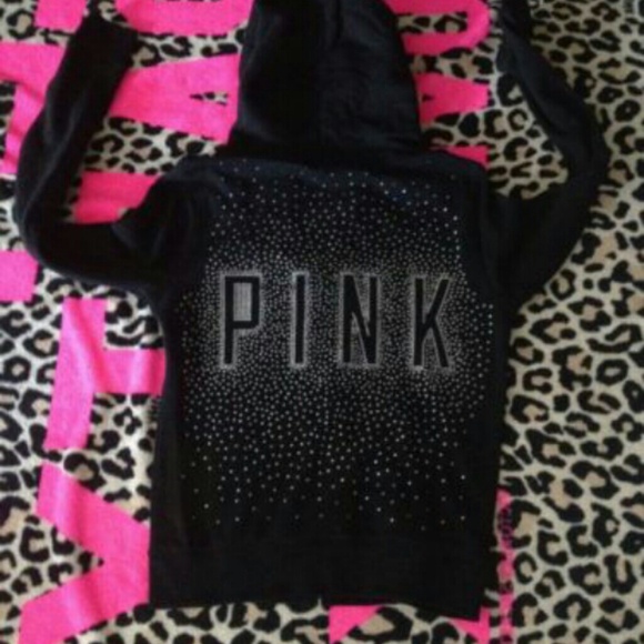 Rare vs pink outfit