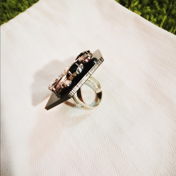 Jeweled ring - Picture 3 of 3