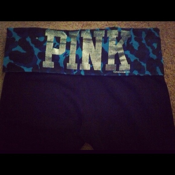 **TRADED** Victorias Secret PINK yoga pants - Picture 1 of 3