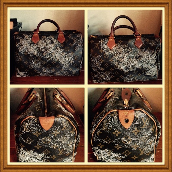 🧚🏼♀️Traded🧚🏼♀️ Lmtd Ed Silver Lace Dentelle - Picture 2 of 4