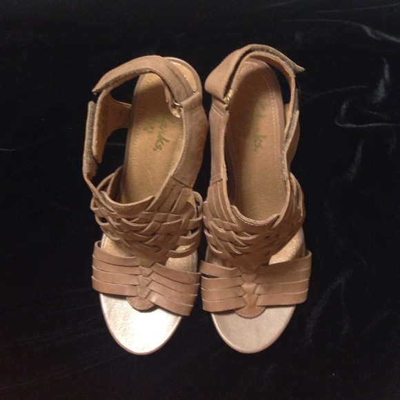 Taupe Sandals w/ Adjustable Straps