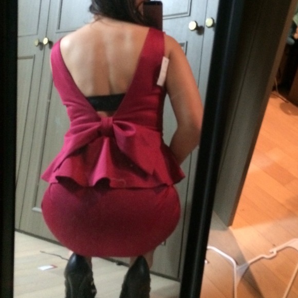 ⚫️Adorable peplum dress! - Picture 2 of 3