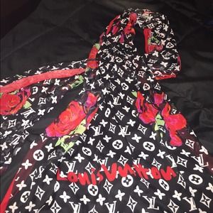 Louis Vuitton scarf