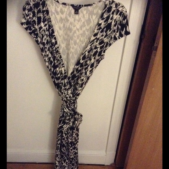 Ann Taylor black and white wrap dress - Picture 1 of 1