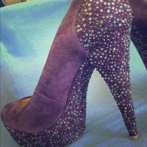 Stiletto heels, purple embellished.