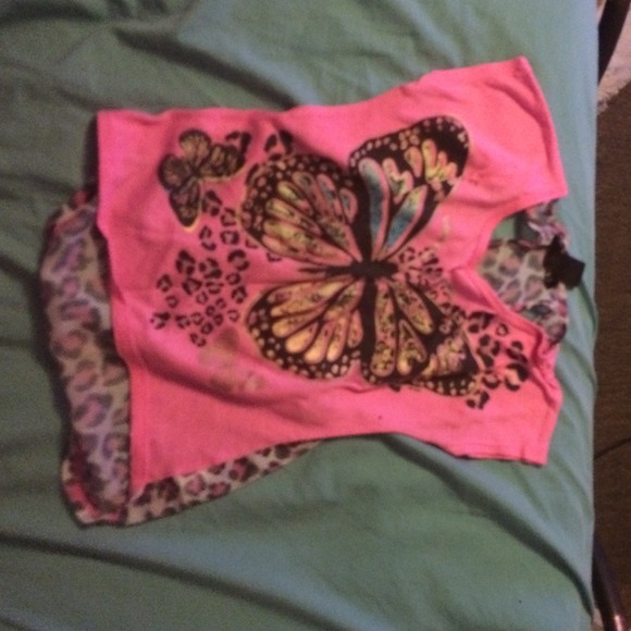 Pink butterfly/cheetah shirt