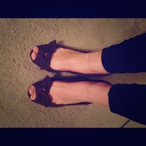 New York and co chocolate wedge peep toe heels