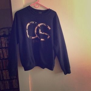 Crew neck