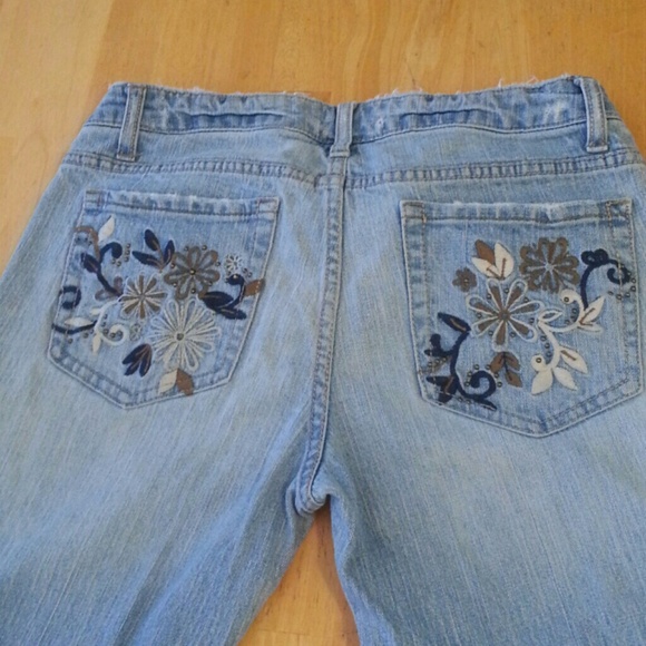 Jeans - Picture 2 of 4