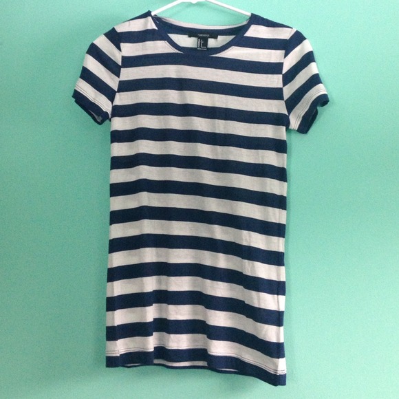 Brand new forever 21 navy white nautical t shirt