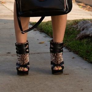 L.A.M.B. Shoes - LAMB Leopard Print Booties L.A.M.B. Shoes - LAMB Leopard Print Booties