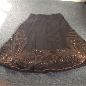 Brown stenciled skirt