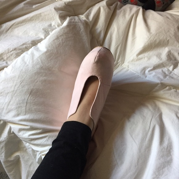 Platform Heels - Picture 3 of 4